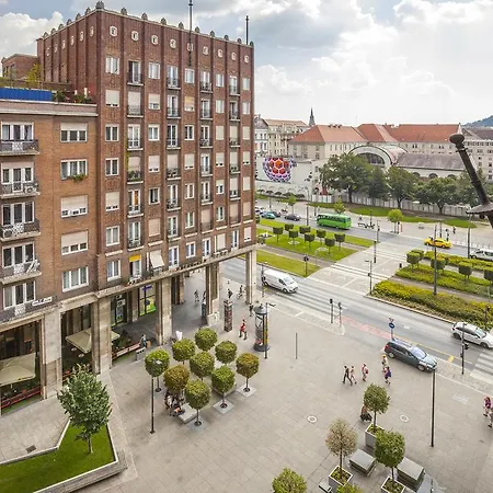Royal Danube Apartment