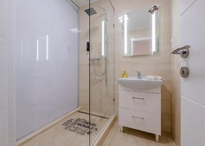 Royal Danube Apartament *