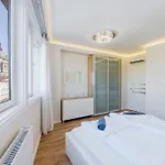 Апартаменты Royal Danube